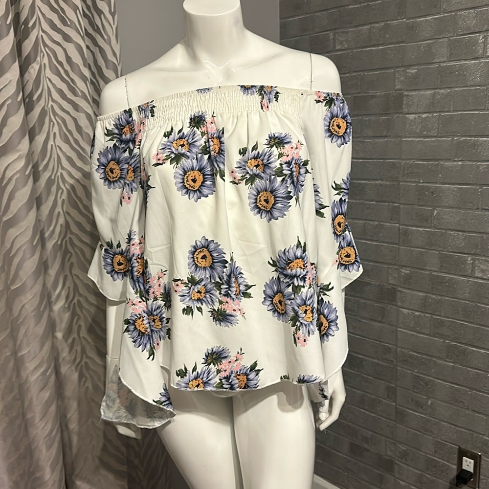 Romantic Hut size medium blouse